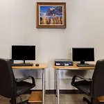 Days Inn By Wyndham Calgary South