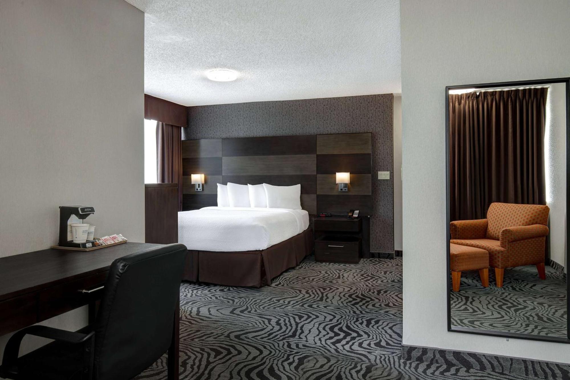 Hotel Days By Wyndham South