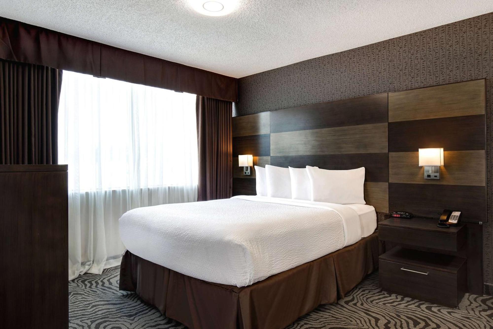 Days By Wyndham South Calgary